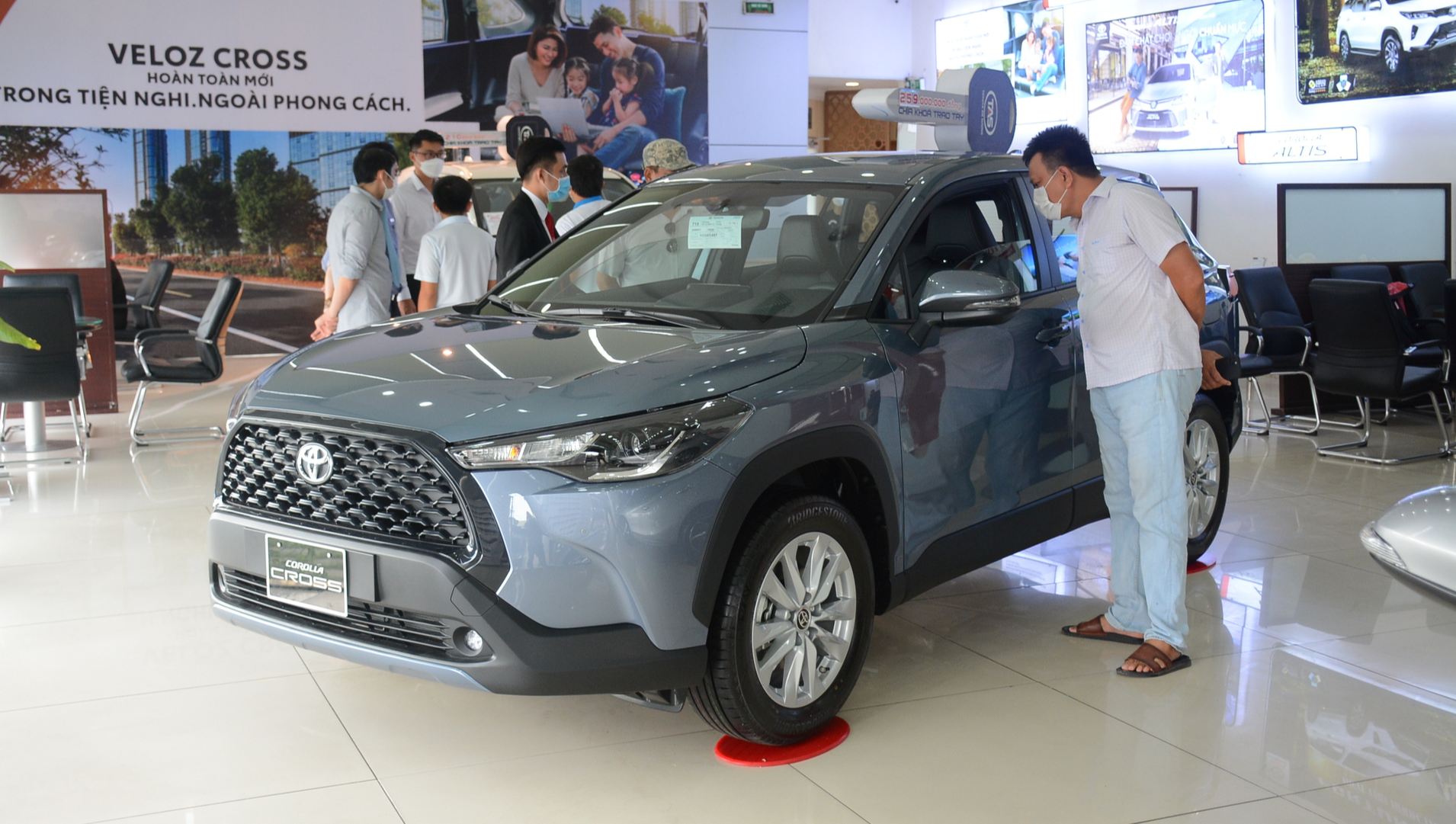 10 ô tô bán chạy nhất Việt Nam tháng 3.2023: Mitsubishi dẫn đầu - Ảnh 4.