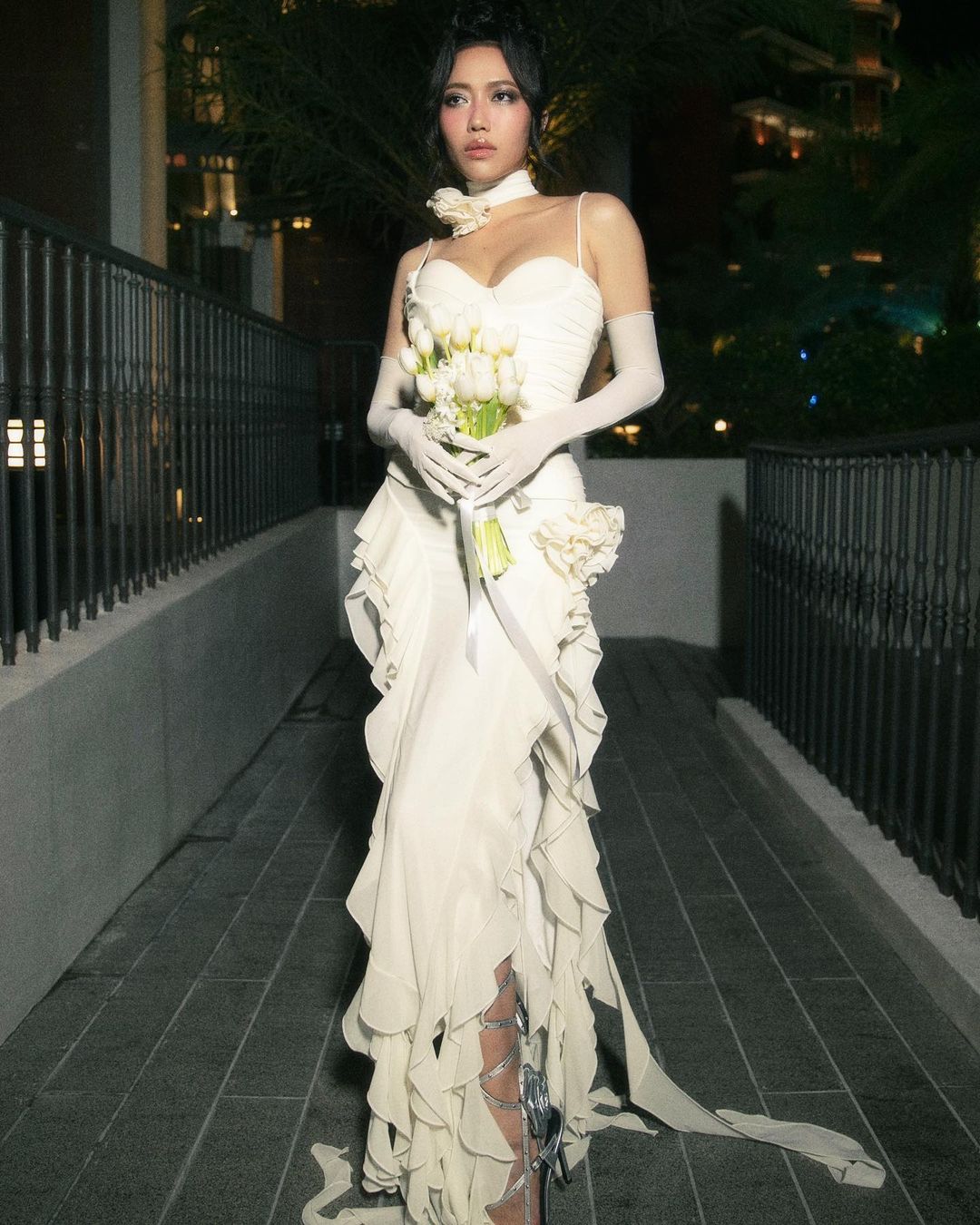 Top 99 mẫu váy cưới cổ trang đẹp lộng lẫy cho các nàng dâu xinh  CAMILE  BRIDAL