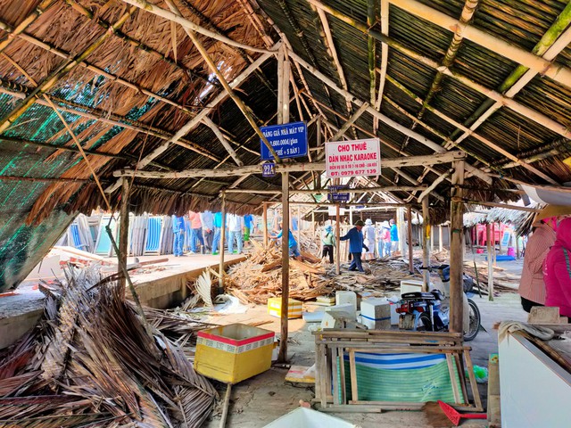 "Xài chùa" hơn 28 ha đất vàng ở TP.Vũng Tàu: Tất bật tháo dỡ công trình tráiphép - Ảnh 4.