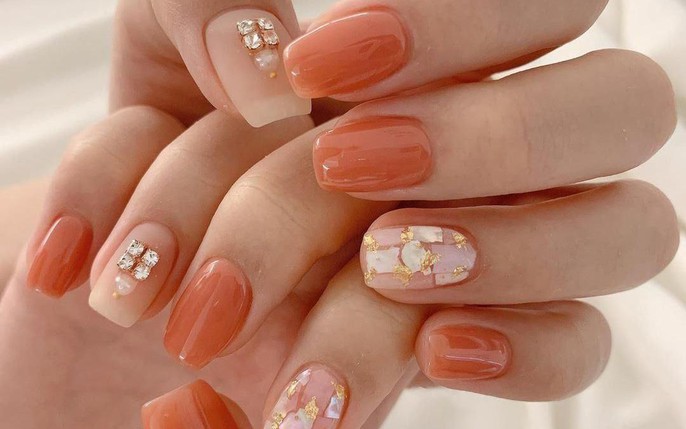 Nail đẹp: Sở hữu đôi tay và móng tay đẹp luôn là niềm mong ước của nhiều người. Bạn có muốn khám phá những bí quyết làm đẹp móng tay tuyệt vời nhất? Hãy xem ngay!